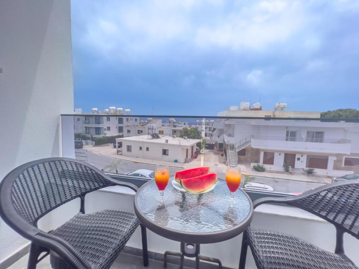 Giorgis Luxury Apartments Айя-Напа Екстер'єр фото